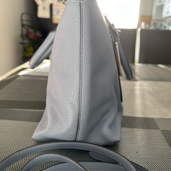 Coach Reserve Purse - Picture 4 of 5